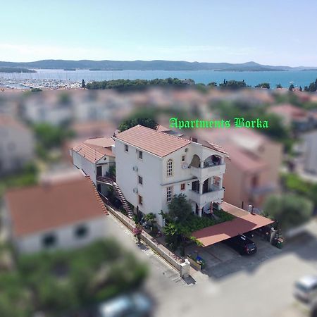 Apartments Borka Biograd Na Moru Buitenkant foto