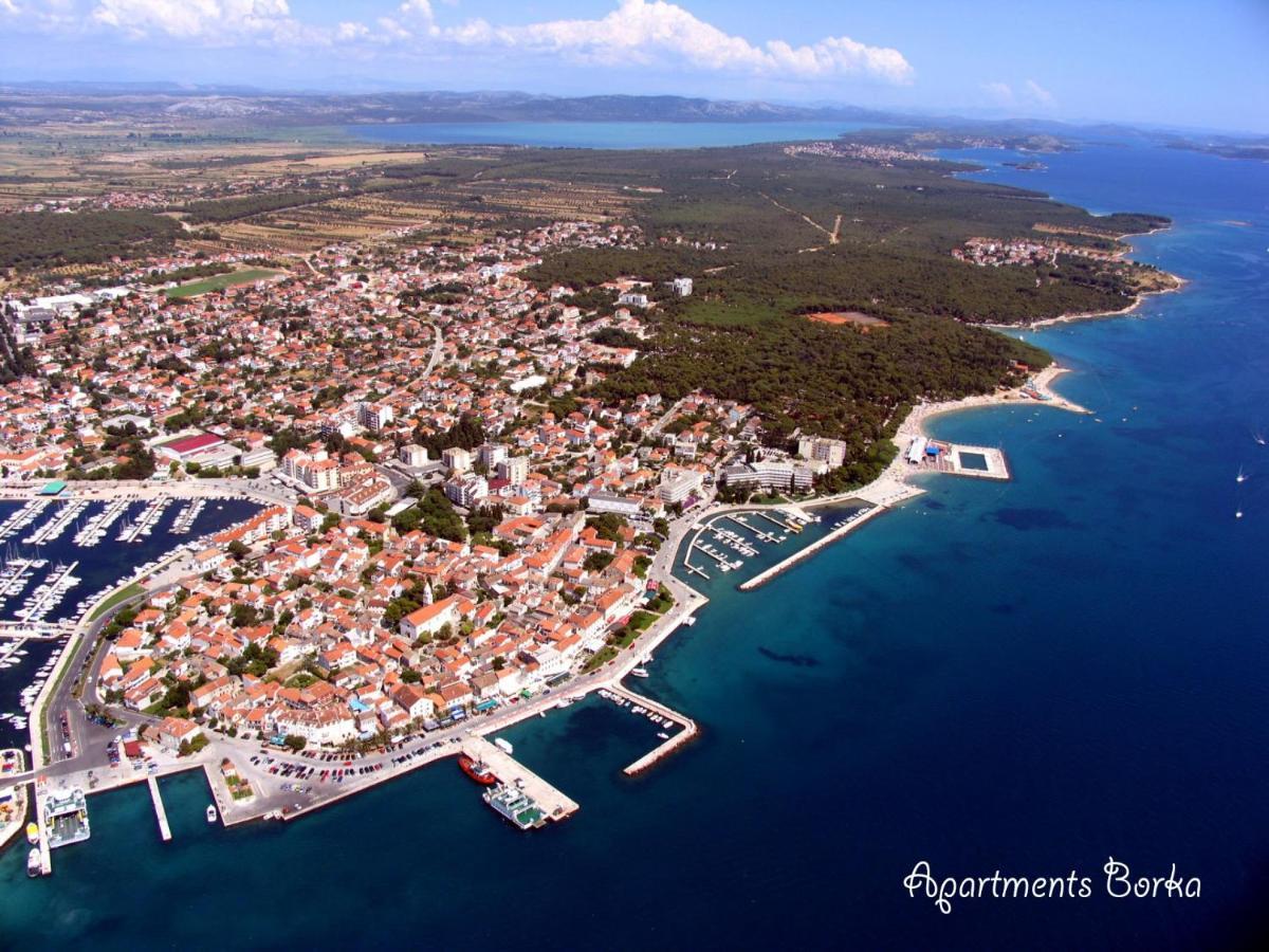 Apartments Borka Biograd Na Moru Buitenkant foto